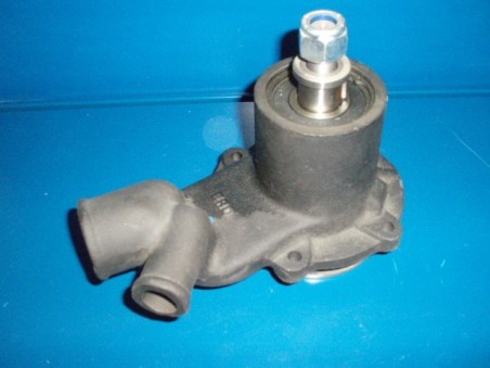 BOMBA DE AGUA MASSEY FERGUSON Y LANDINI